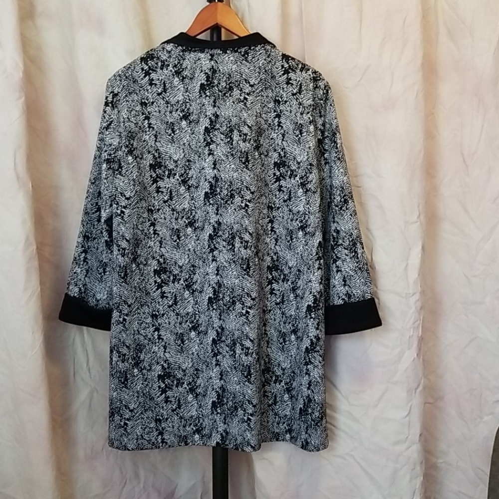 JM Collection Long Jacket - Picture 3 of 7